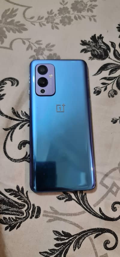 OnePlus 9 5G ,12-256 For Sell