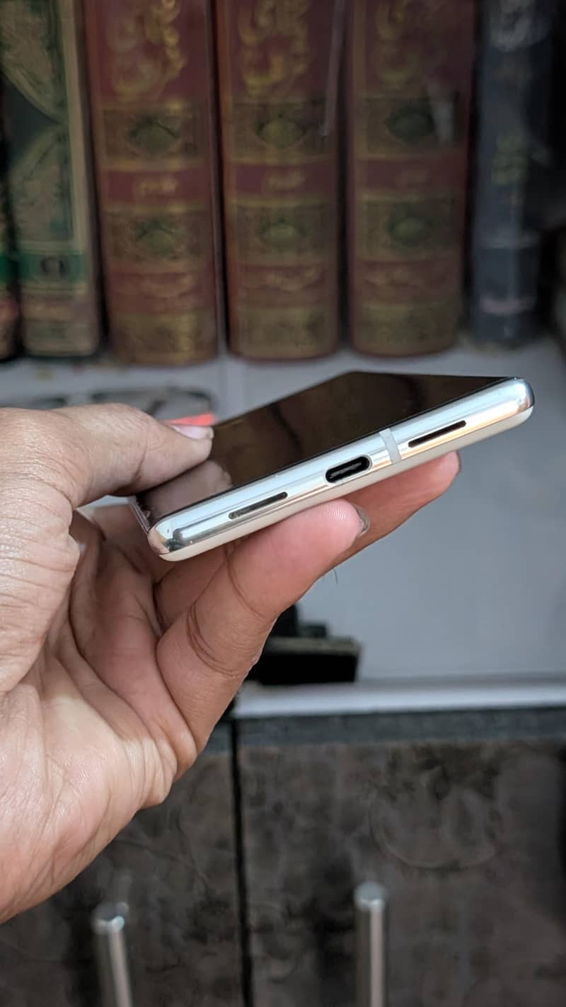 GOOGLE PIXEL 6 PRO 2