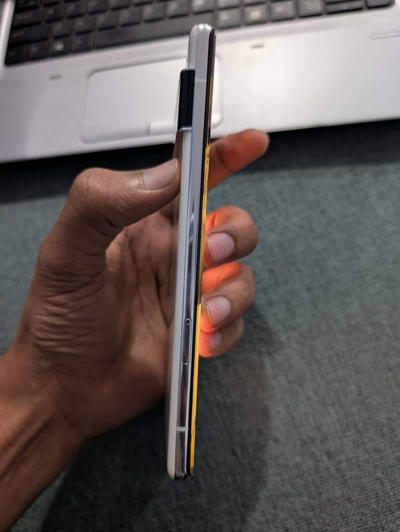 Google Pixel 6 Pro 2