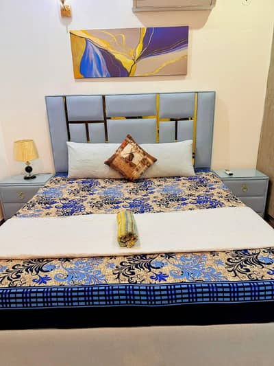 Per day luxury apartments available in gulberg green Islamabad