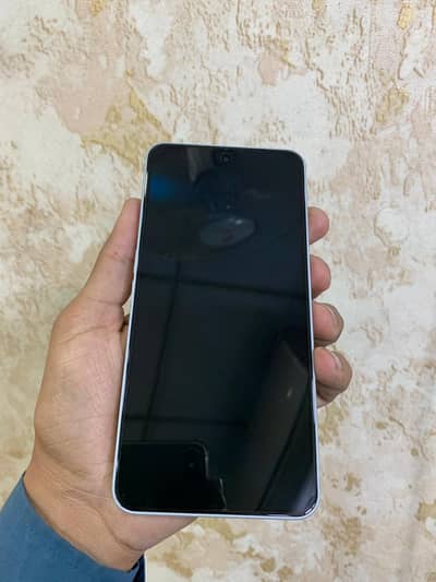 Brand new  12gb ram , 256gb rome , PTA