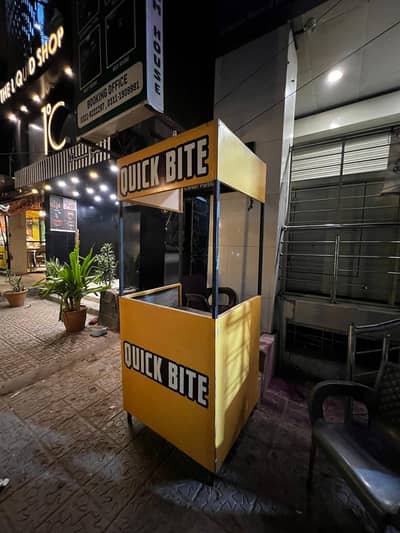 Food stall counter thia thea fries