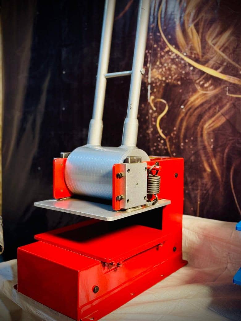 Slipper making machine 0