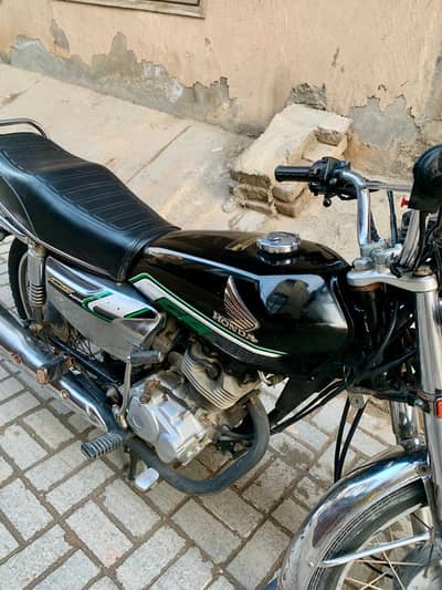 Honda cg125 especiall self 5 gear 2023 model hyd number