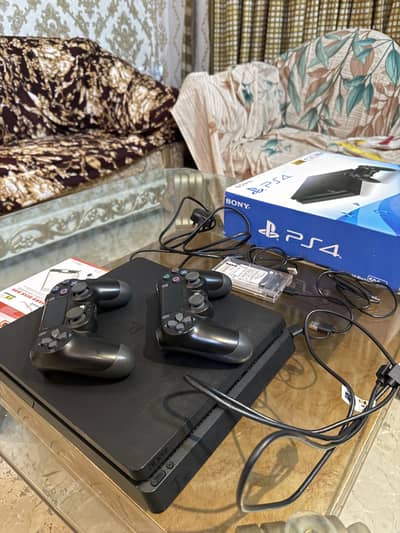 Playstation 4 slim JB 3 TB  Ps4