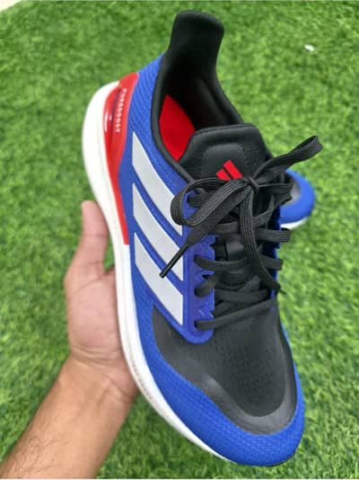 ADIDAS PUREBOOST UK 9 / 43 RUNNING SHOES NEW - DELIVERY AVAILABLE