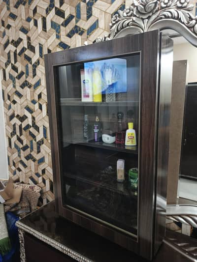 Cosmetic Rack for Room