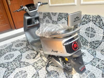 2026 model ramza commander A700 electric scooty
