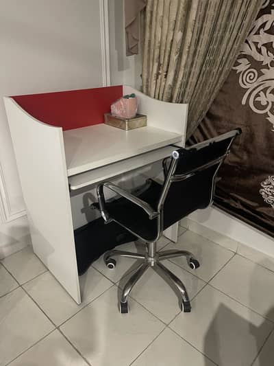 Study Table with chair for sale in Islamabad