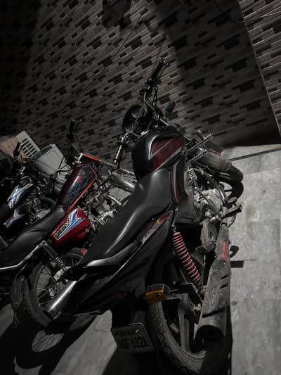 Honda CG 125 Deluxe 2023