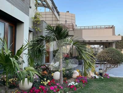 House Of 2000 Square Yards Is Available In Contemporary Neighborhood Of DHA Defence