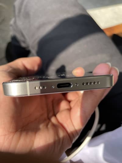 iPhone 15 pro non PTA