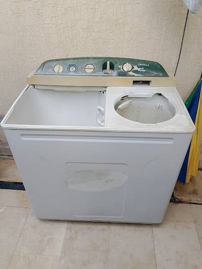 Washing Machine with Dryer is Available For Sale in Islamabad