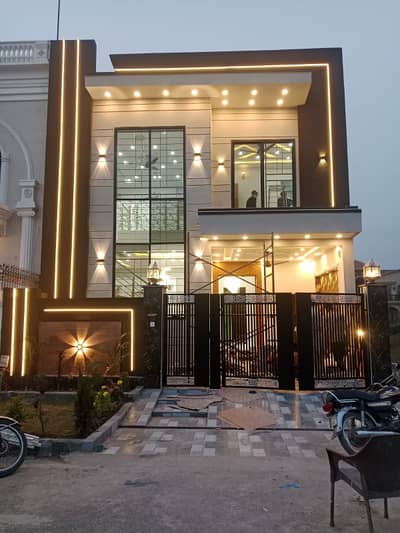 5 Marla Brandnew House Available For Rent