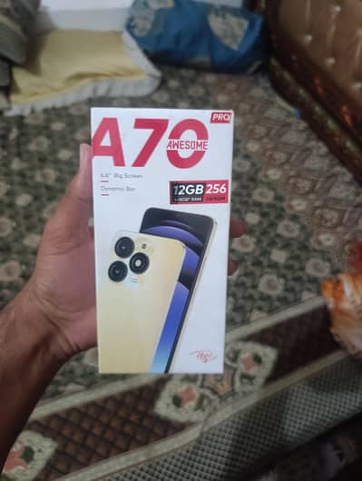 4+8/256 GB itel a70 good condition