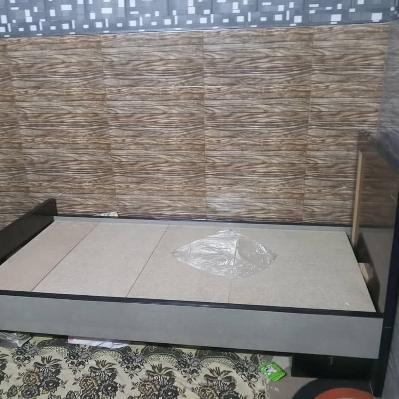 single bed 4