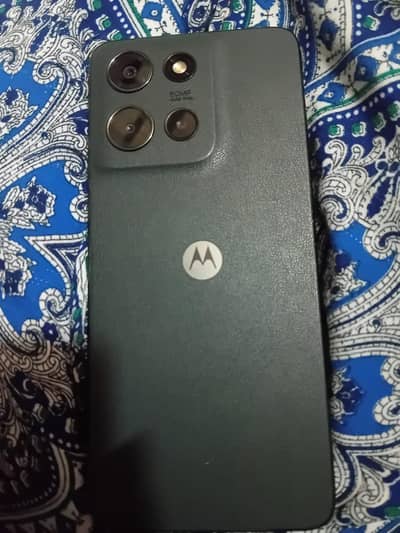 Motorola g2025 urgent sale