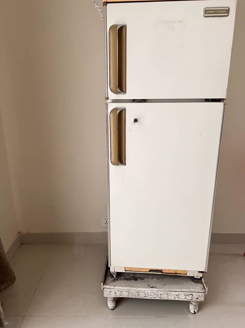 Refrigerator 1