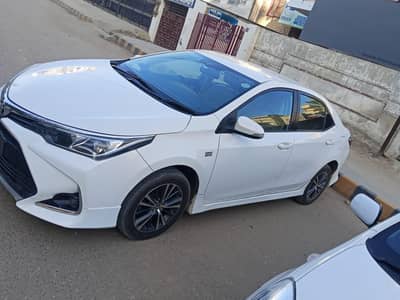 Corolla Altis 03132108203