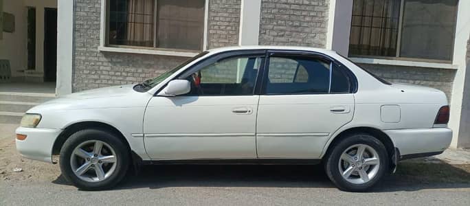 Toyota Corolla 2001 Exchange Possible
