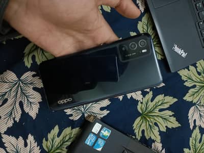 Oppo a 16 mint condition 4/64 with geniune charger cable and box