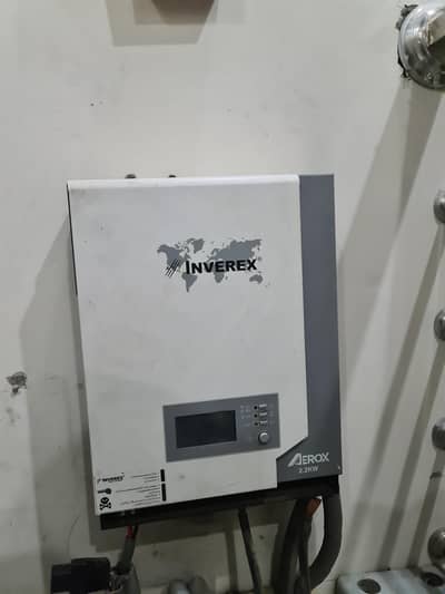 inverex aerox 2.2 KW with 2 batteries pheonix tx 1800