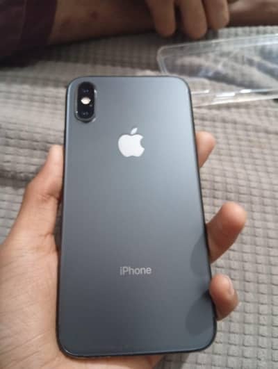 iphone xs 4/64 gb official pta approved