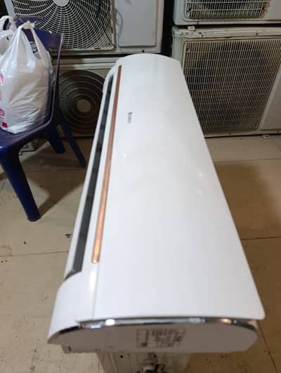 Gree 1 Ton DC Inverter AC – Fairy Series (New Model)