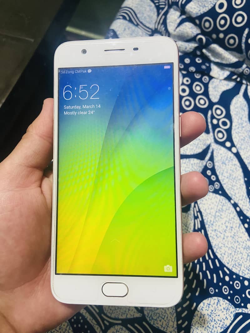 OPPO A57 1
