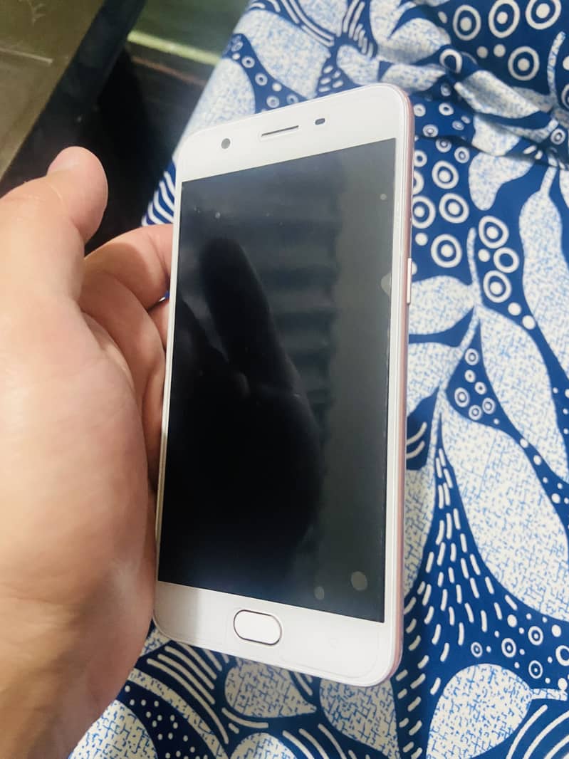 OPPO A57 4
