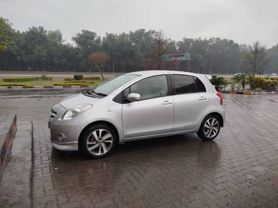 1000 cc Vitz 2006 import Registered 2012