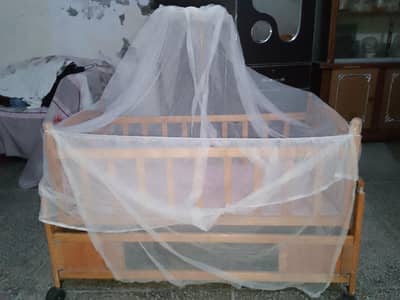 Baby cot with baby bistar and baby seater