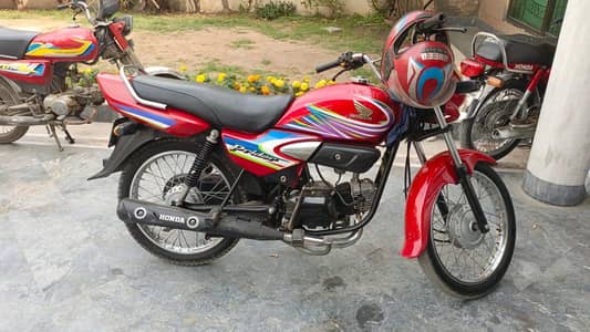 Honda CD 100 Pridor Red