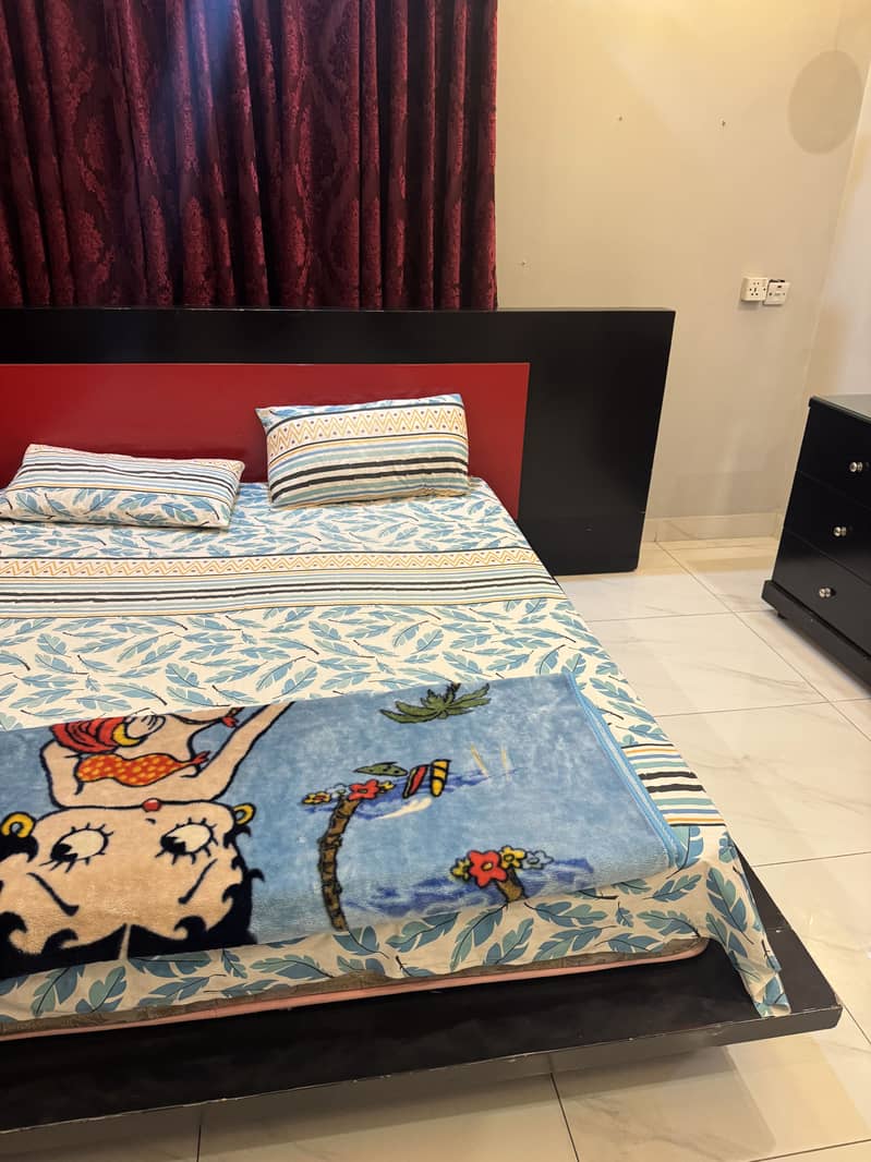 Complete master bed 2