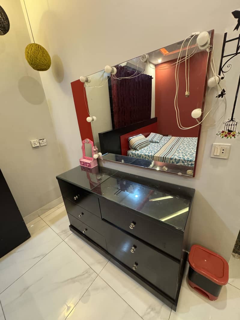 Complete master bed 13