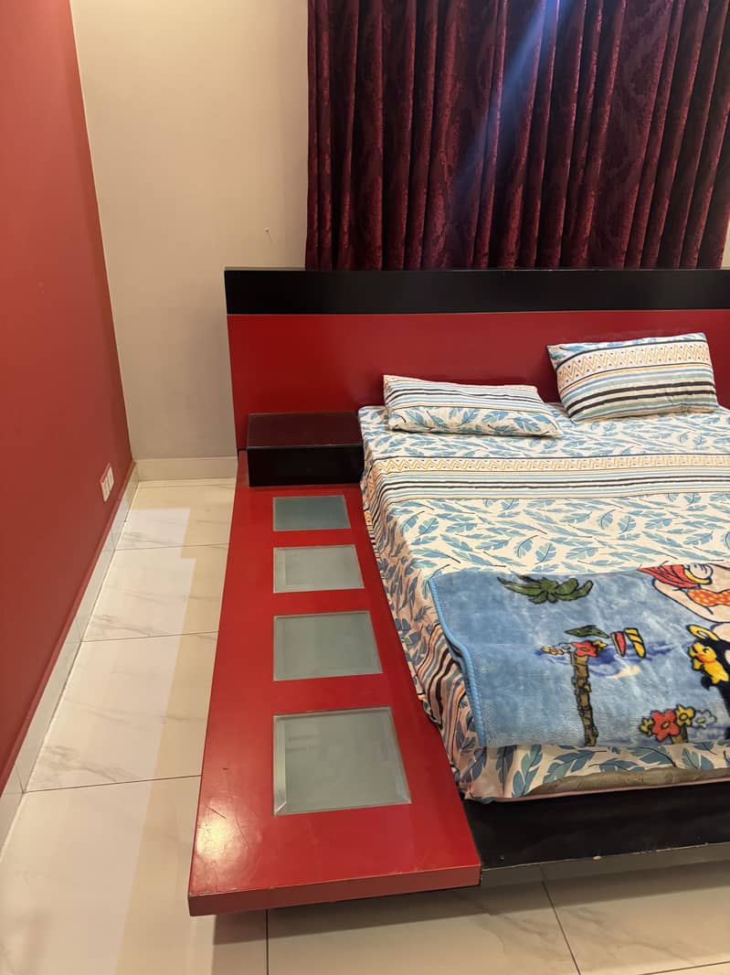 Complete master bed 14