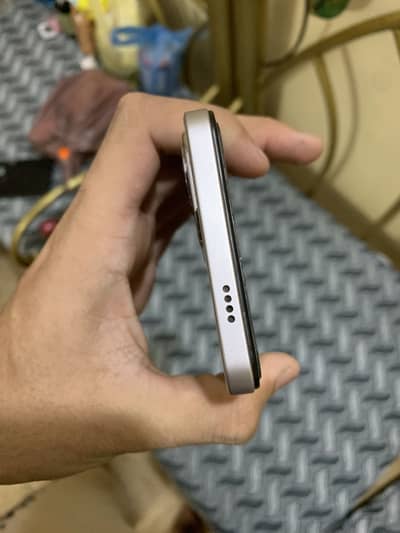 Vivo y19s 6/128gb with box