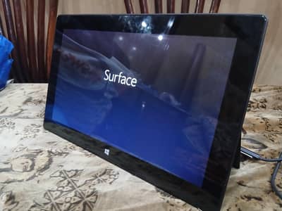 Microsoft Surface Rt for parts only || only logo comes ||32gb storage