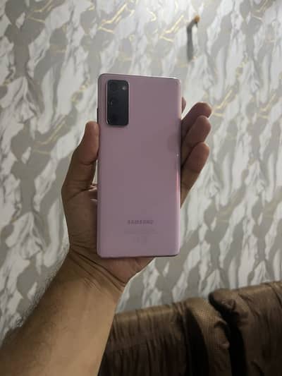 Samsung s20 Fe brand new condition with box
