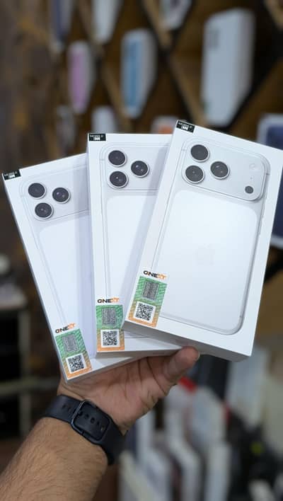 Box Pack Iphone 17 Pro | 17 Pro Max 256GB Silver Gnext Official PTA