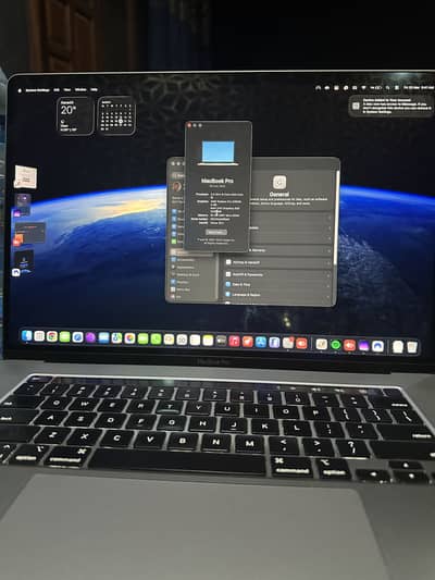 Macbook Pro 2019 16 inch i9/32 Gb 4gb Graphic