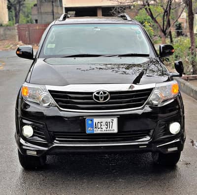 Toyota Fortuner 2.7 TRD Sports Limited Edition 2016 Model
