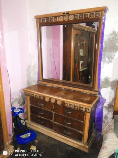 dressing table