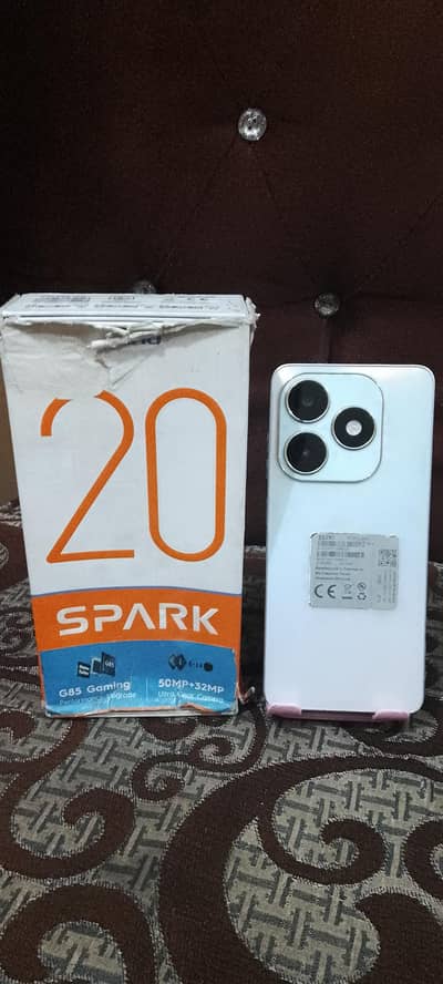 Techno Spark 20 8/256 GB