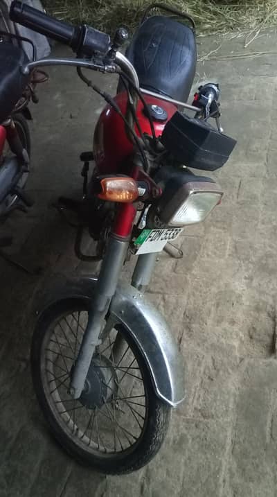 2008 Model, all ok, Engin in good Quality, first kick start, new tire