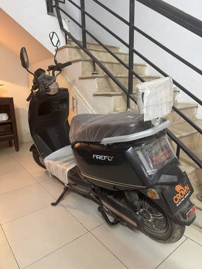 Electric scooty