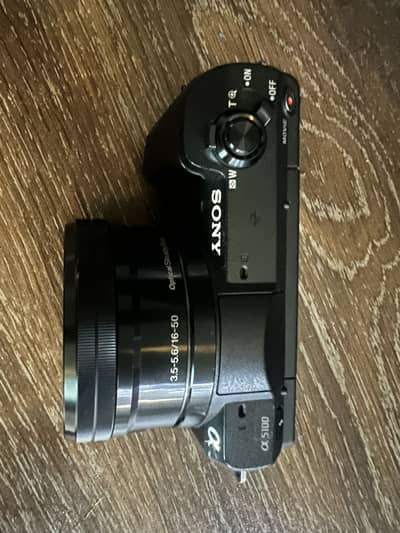 Sony a5100 with 16-50 lens (mint condition)