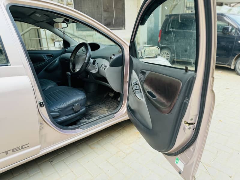 Toyota Vitz Automatic 4