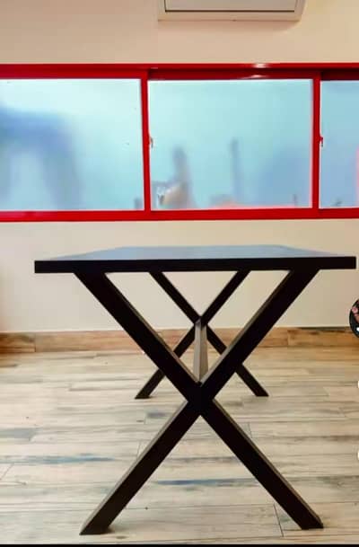 restaurant dining tables