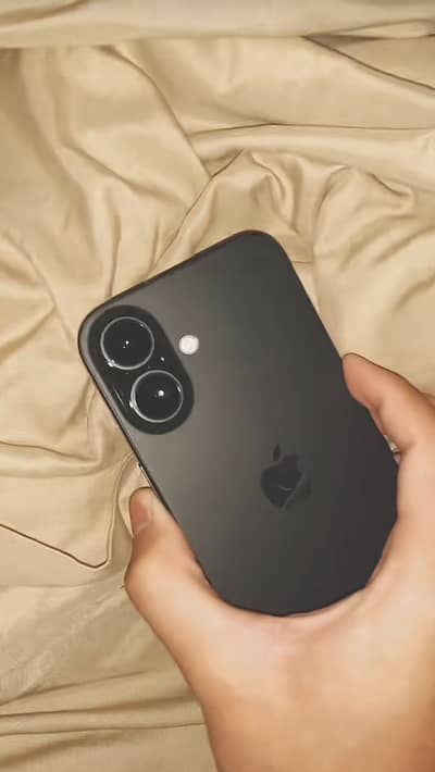 Iphone 16 with box and cable